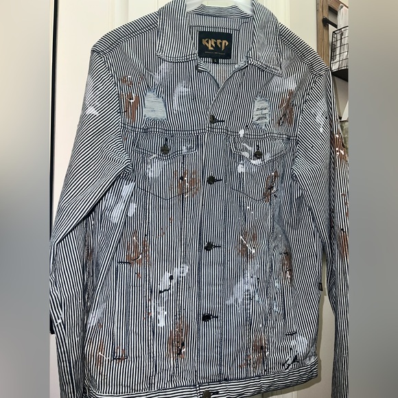 KLEEP SEERSUCKER SPLATTER COAT SIZE L